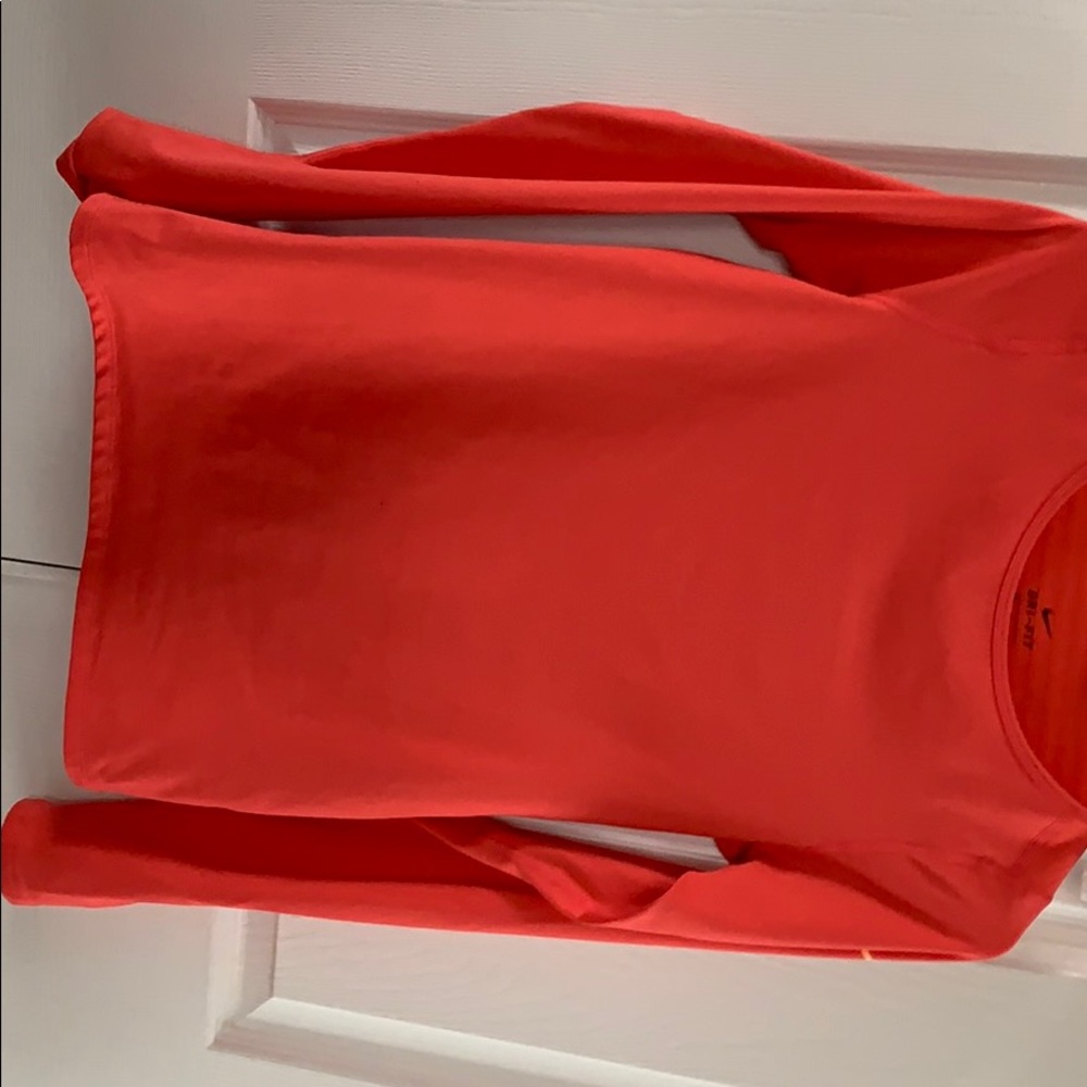 Nike dry fit long sleeve shirt